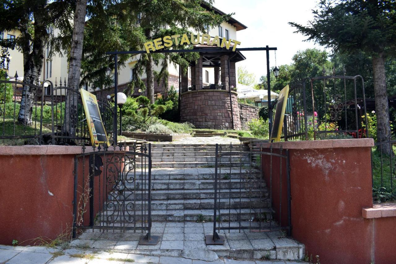 Hotel Jeravna Bankya Luaran gambar