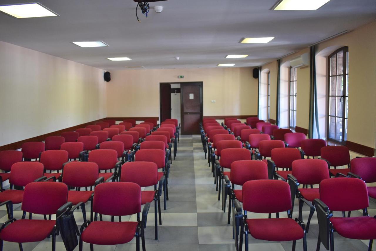 Hotel Jeravna Bankya Luaran gambar