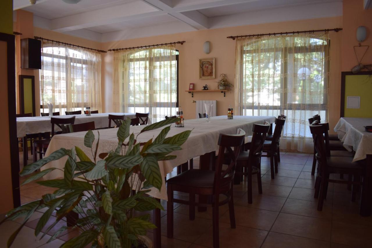 Hotel Jeravna Bankya Luaran gambar